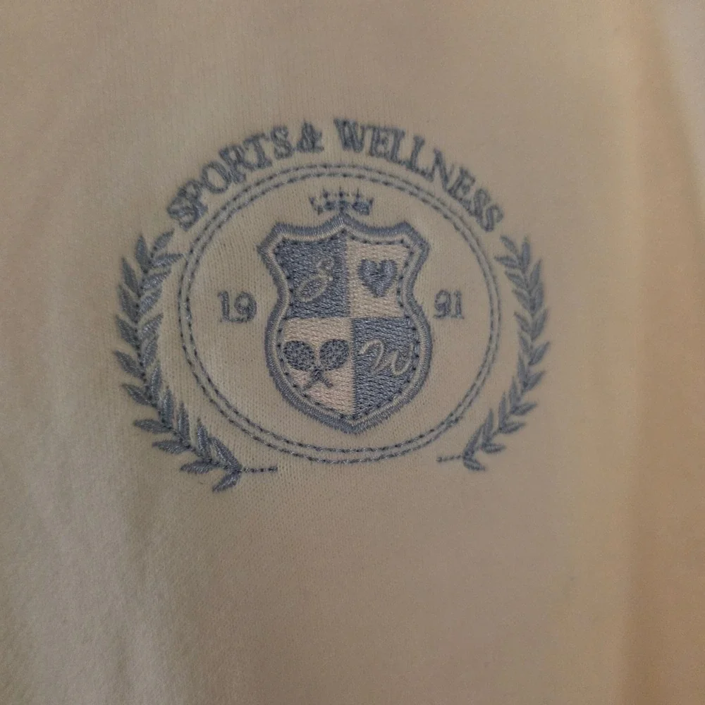 April Kiss Set L White Boxy Quarter Zip Sweatshirt Shorts Blue Logo Soft Comfort